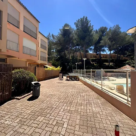 Le Refuge Du Roy Swimming Pool, Air Conditioning, Within Walking Distance * Sanary-sur-Mer