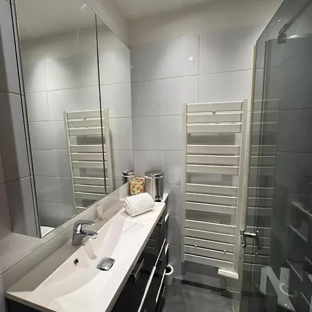 Le Refuge Du Roy Swimming Pool, Air Conditioning, Within Walking Distance Apartment *